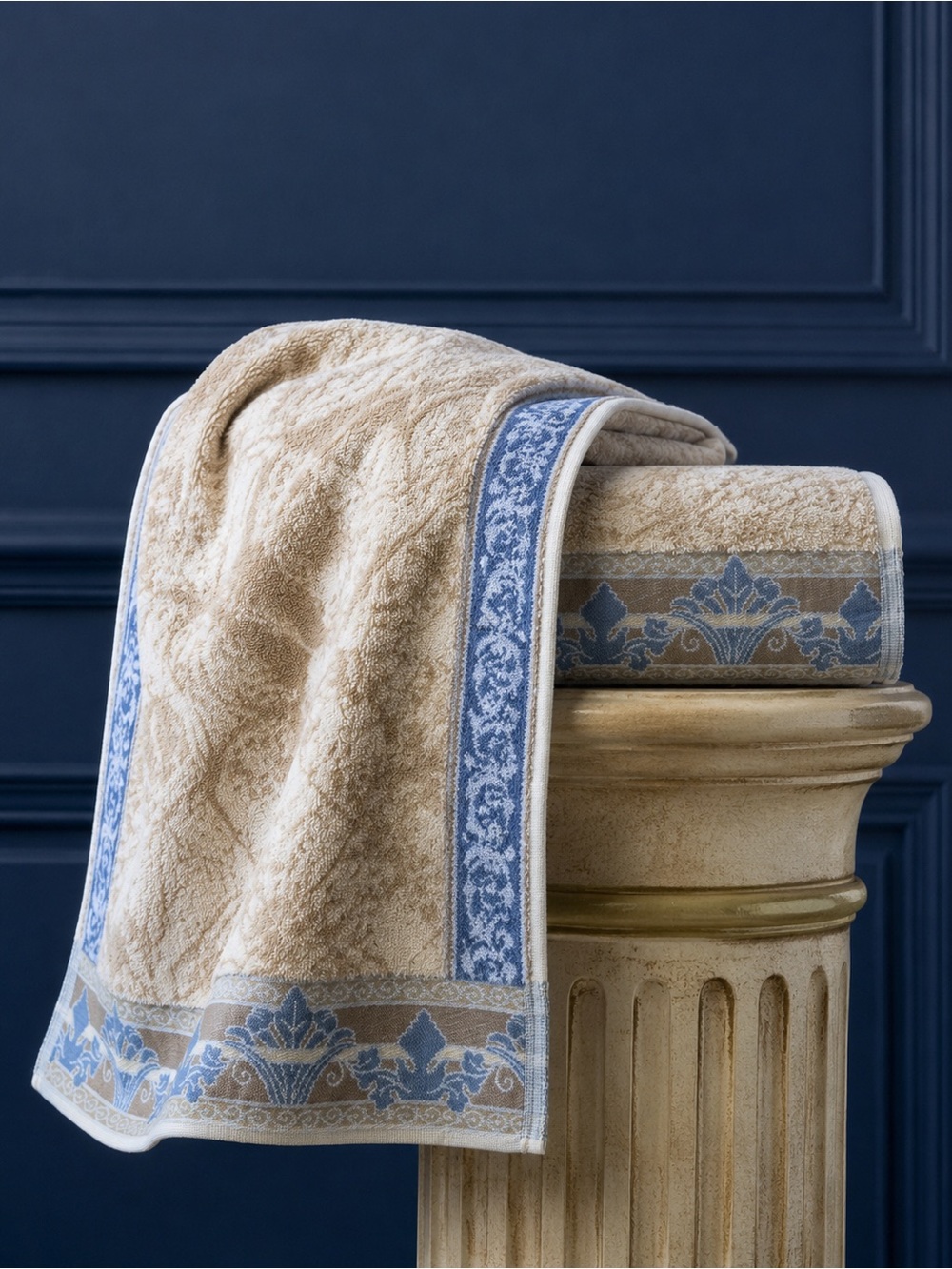 NWT Royal Velvet Fieldcrest RU Florentine Champagne Bath Towels Set of 2 USA